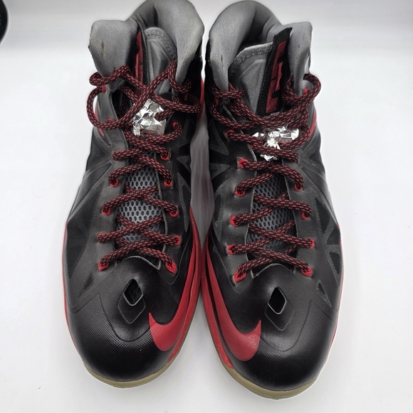 Nike LeBron 10 X 10+ Pressure Black Red Sport Size 12 Sneakers    Basketball Men main image 13